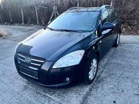 Gebraucht Kia Ceed Sportswagon EX 90 PS (66 kW) 2008 Schwarz Kombi