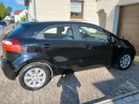 Gebraucht Kia Rio Spirit 86 PS (63 kW) 2011 Schwarz Limousine