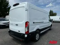 Gebraucht Ford Transit Trend 105 PS (77 kW) 2022 Frostweiß Van