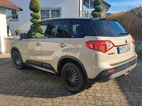 Gebraucht Suzuki Vitara 140 PS (102 kW) 2017 Beige SUV