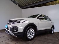 Gebraucht VW T-Cross Life 95 PS (69 kW) 2023 Grau SUV