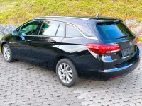 Gebraucht Opel Astra 131 PS (96 kW) 2020 Schwarz Limousine