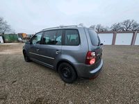 Gebraucht VW Touran 140 PS (102 kW) 2007 Grau Van / Kleinbus