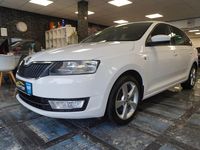 Gebraucht Skoda Rapid Elegance 105 PS (77 kW) 2013 Weiß Kleinwagen
