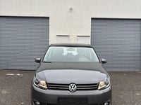 Gebraucht VW Touran Comfortline 105 PS (77 kW) 2013 Braun Van / Kleinbus