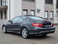 Gebraucht Mercedes E350 AMG line 231 PS (169 kW) 2010 Grau Coupé