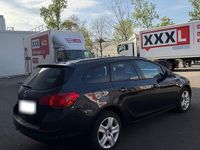 Gebraucht Opel Astra 120 PS (88 kW) 2011 Schwarz Kombi