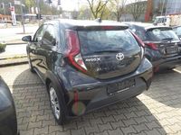 Gebraucht Toyota Aygo X Play 72 PS (52 kW) 2023 Mysticschwarz SUV