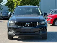 Gebraucht Volvo XC40 Momentum 129 PS (94 kW) 2021 Onyx black / metallic SUV