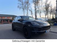 Second-hand Porsche Cayenne 245 CP (180 kW) 2011 Negru SUV