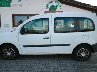 Gebraucht Renault Kangoo Authentique 68 PS (50 kW) 2010 Weiß Van / Kleinbus