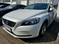 Gebraucht Volvo V40 R-Design 120 PS (88 kW) 2015 Weiß Limousine
