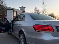 Gebraucht Mercedes E200 136 PS (100 kW) 2015 Silber Limousine