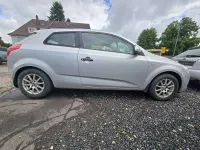 Gebraucht Kia Ceed LX 105 PS (77 kW) 2009 Silber Kleinwagen
