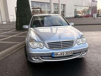 Gebraucht Mercedes C220 Elegance 150 PS (110 kW) 2007 Silber Kombi