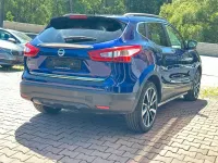 Gebraucht Nissan Qashqai Tekna 163 PS (119 kW) 2015 Blau SUV