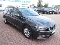 Gebraucht VW Passat 150 PS (110 kW) 2022 Grau Kombi