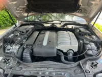 Usado Mercedes E220 Elegance 150 CV (110 kW) 2004 Plateado Berlina