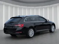 Gebraucht Skoda Superb Style 200 PS (147 kW) 2023 Schwarzmagic perleffekt Kombi