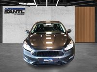 Gebraucht Ford Focus Trend 101 PS (74 kW) 2015 Grau Limousine