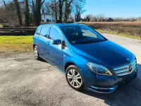 Używany Mercedes A180 122 KM (89 kW) 2012 Niebieski Sedan/Limuzyna