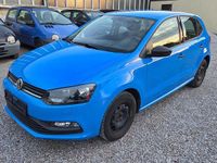 Gebraucht VW Polo 60 PS (44 kW) 2015 Blau Kleinwagen