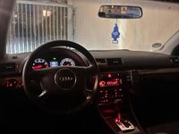 Gebraucht Audi A4 136 PS (100 kW) 2004 Schwarz Kombi