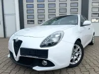 Gebraucht Alfa Romeo Giulietta Super 120 PS (88 kW) 2016 Colore esterno (alfa weiss) Kleinwagen