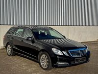 Gebraucht Mercedes E220 170 PS (125 kW) 2012 Schwarz Kombi