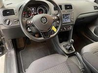 Gebraucht VW Polo 90 PS (66 kW) 2017 Grau Kleinwagen