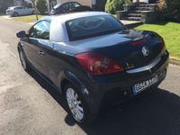 Gebraucht Opel Tigra 90 PS (66 kW) 2009 Grau metallic Cabrio