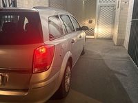 Gebraucht Opel Astra 116 PS (85 kW) 2009 Silber Kombi