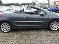 Gebraucht Peugeot 207 CC 111 PS (81 kW) 2013 Grau Cabrio