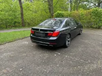 Gebraucht BMW 750 Sport Line 381 PS (280 kW) 2012 Schwarz Limousine