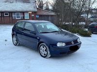 Gebraucht VW Golf IV 75 PS (55 kW) 2002 Blau Kleinwagen