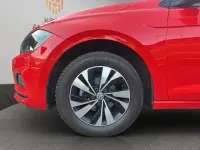 Używany VW Polo Comfortline 75 KM (55 kW) 2017 Czerwony Hatchback