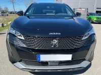 Gebraucht Peugeot 3008 GT 131 PS (96 kW) 2023 Lackierung schwarz perla nera/ SUV