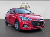 Gebraucht Hyundai i20 Advantage 101 PS (74 kW) 2019 Rot Kleinwagen