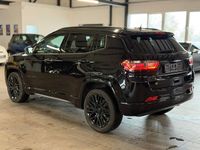 Gebraucht Jeep Compass Altitude 131 PS (96 kW) 2024 Schwarz SUV