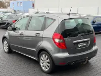 Gebraucht Mercedes A200 Avantgarde 136 PS (100 kW) 2010 Grau Limousine