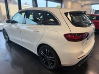 Gebraucht Mercedes B200 Advanced 164 PS (120 kW) 2024 Weiß Van / Kleinbus
