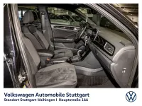 Gebraucht VW T-Roc R-line 190 PS (139 kW) 2023 Deep black perleffekt SUV