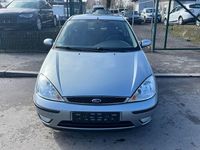 Gebraucht Ford Focus Ambiente 101 PS (74 kW) 2001 Grau