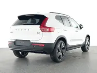 Gebraucht Volvo XC40 Plus 163 PS (119 kW) 2025 Weiss SUV