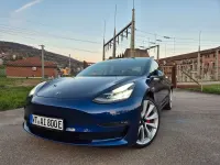 Second-hand Tesla Model 3 Performance 359 kW (489 CP) 2019 Albastru Berlinǎ