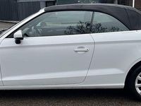 Gebraucht Audi A3 Cabriolet Ambiente 110 PS (80 kW) 2016 Weiß Cabrio