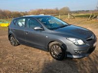 Gebraucht Hyundai i30 107 PS (78 kW) 2010 Grau Coupé