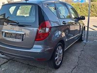 Gebraucht Mercedes A180 Edition 116 PS (85 kW) 2010 Grau Limousine