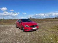 Gebraucht Mercedes A180 122 PS (89 kW) 2015 Rot Limousine