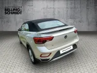 Gebraucht VW T-Roc Cabriolet Style 110 PS (80 kW) 2023 Ivory silver (metallic) Cabrio